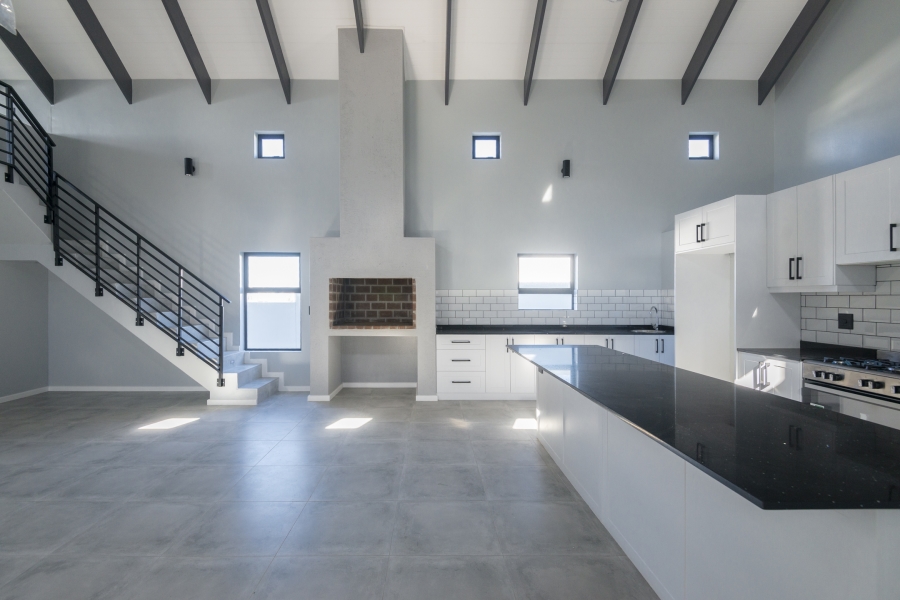 4 Bedroom Property for Sale in Laguna Western Cape